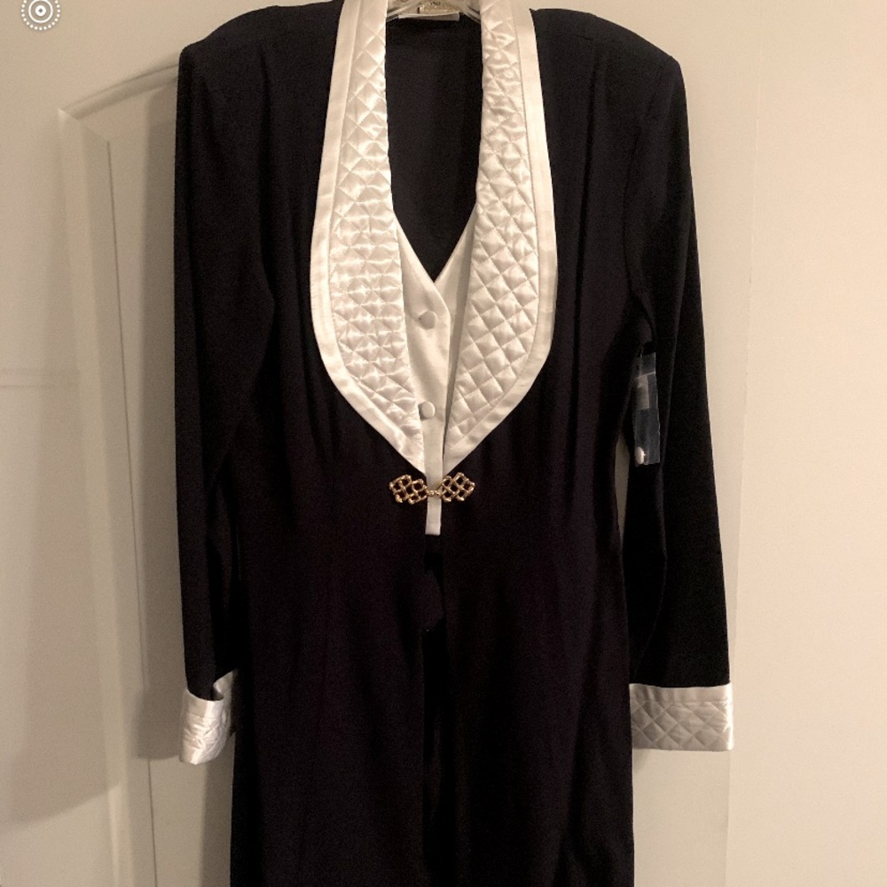 Lacie Weider Skirt Suit